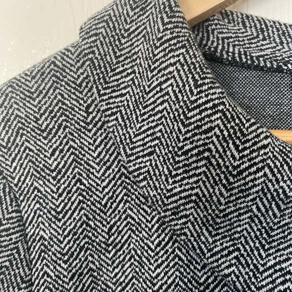 Black & Grey Dress - Picture 4 of 5